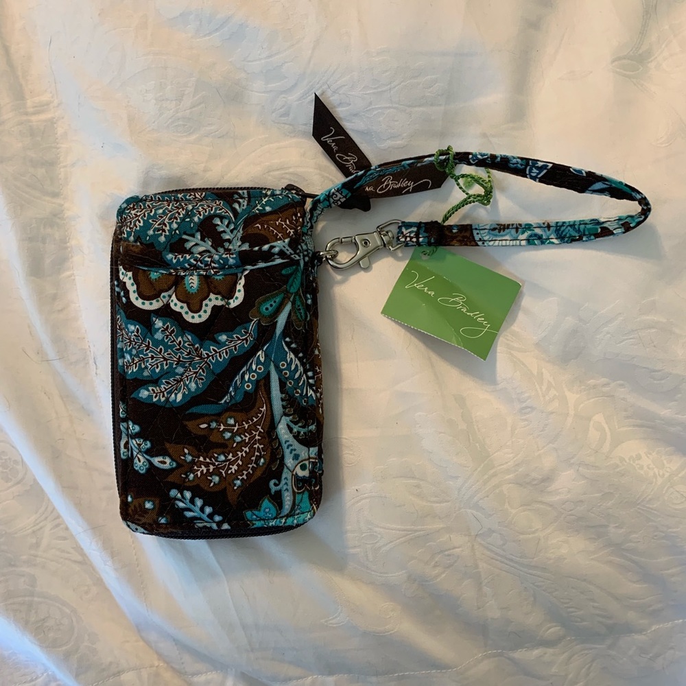 NWT Vera Bradley All In One Wristlet